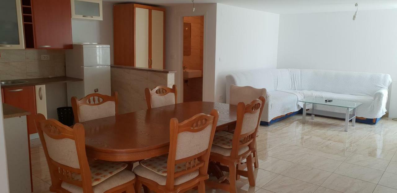 Podgreben Apartments Mia Bilo מראה חיצוני תמונה
