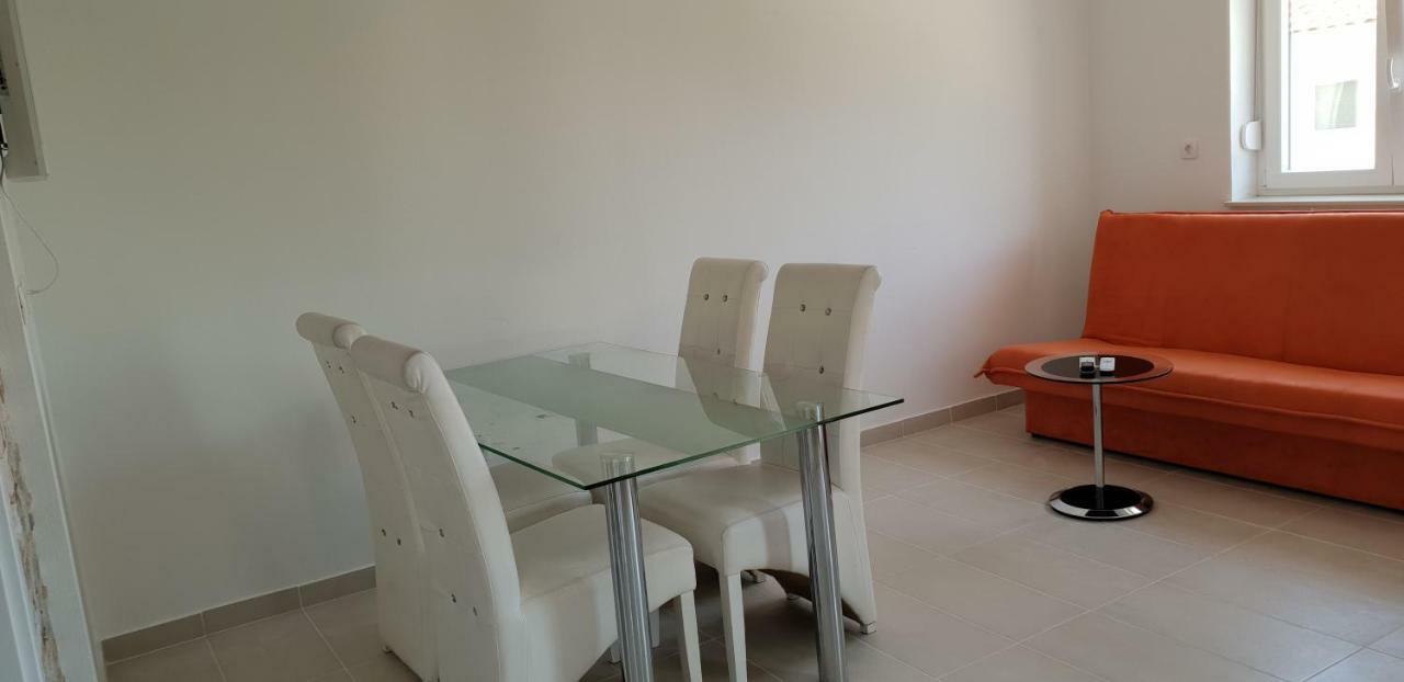 Podgreben Apartments Mia Bilo מראה חיצוני תמונה