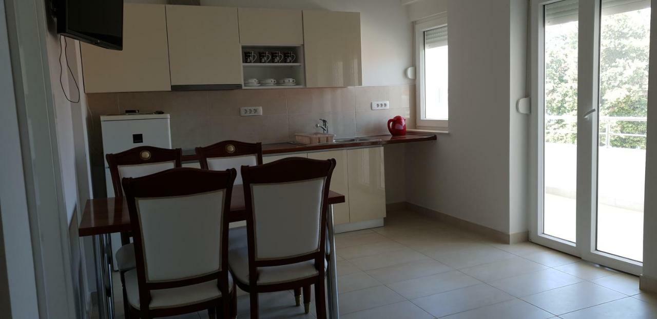 Podgreben Apartments Mia Bilo מראה חיצוני תמונה